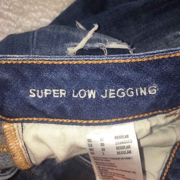American Eagle blue low rise skinny jeans - Picture 7 of 7